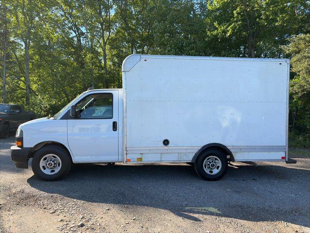 2019 GMC Savana Cutaway Work Van