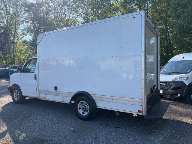 2019 GMC Savana Cutaway Work Van