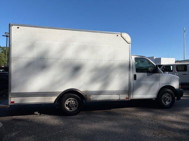 2019 GMC Savana Cutaway Work Van