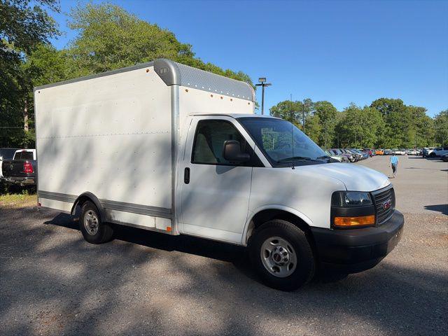 2019 GMC Savana Cutaway Work Van