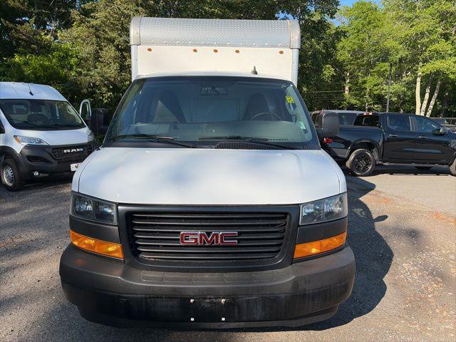 2019 GMC Savana Cutaway Work Van