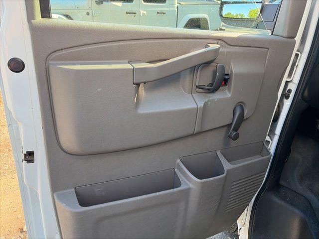 2019 GMC Savana Cutaway Work Van