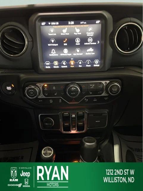 2021 Jeep Gladiator Sport