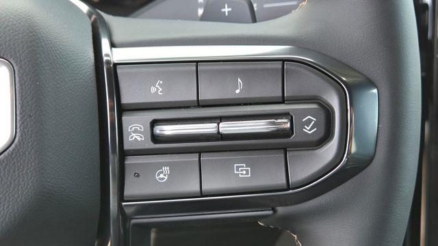 2026 GMC Acadia AT4 AWD