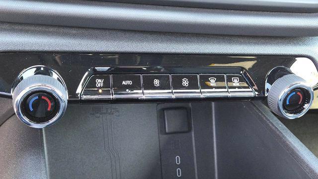 2026 Chevrolet Silverado EV Custom - Standard Range 4WD