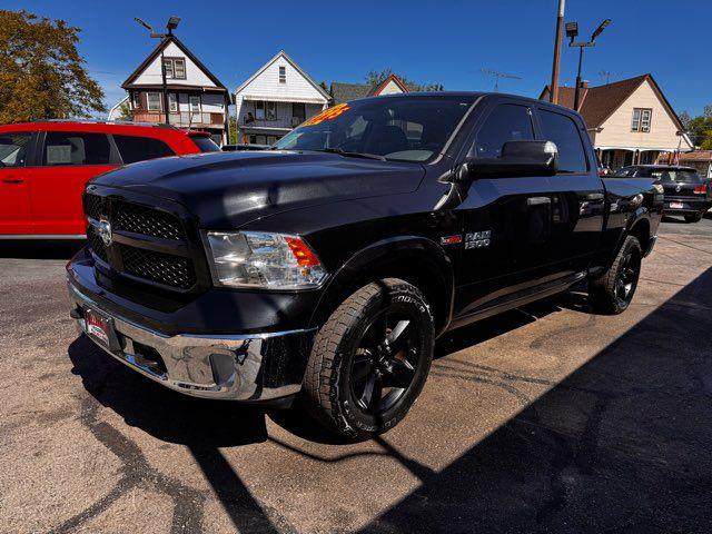 2016 Ram 1500 SLT