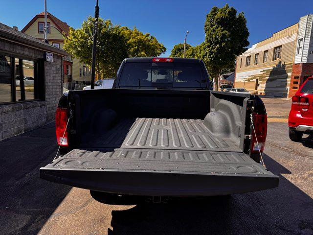 2016 Ram 1500 SLT