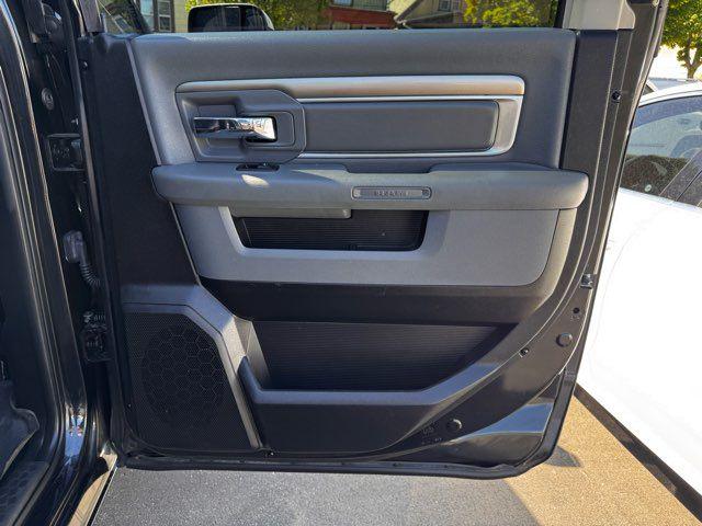 2016 Ram 1500 SLT