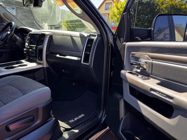 2016 Ram 1500 SLT