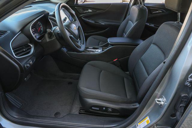 2025 Chevrolet Malibu FWD RS