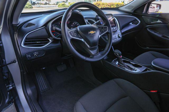 2025 Chevrolet Malibu FWD RS