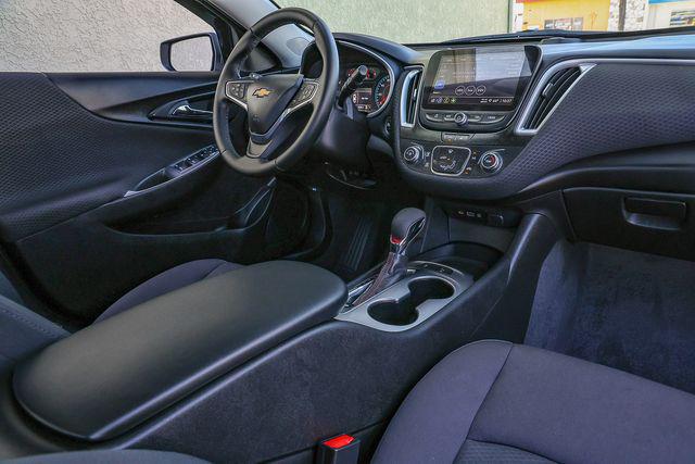 2025 Chevrolet Malibu FWD RS
