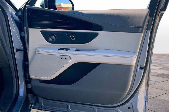 2024 Lincoln Nautilus Reserve