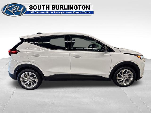2027 Chevrolet Bolt LT FWD