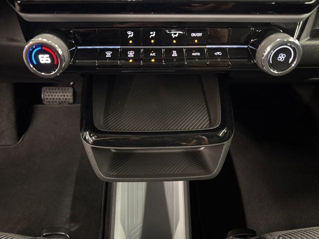 2027 Chevrolet Bolt LT FWD