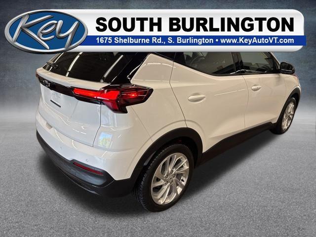 2027 Chevrolet Bolt LT FWD