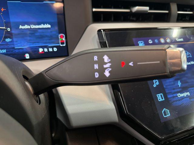 2027 Chevrolet Bolt LT FWD