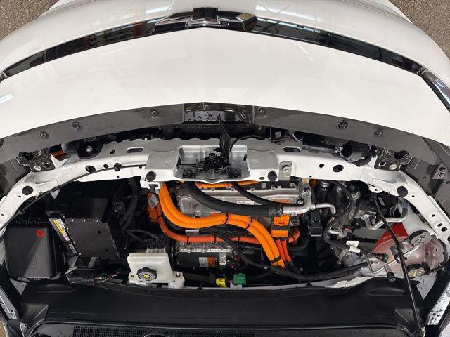 2027 Chevrolet Bolt LT FWD