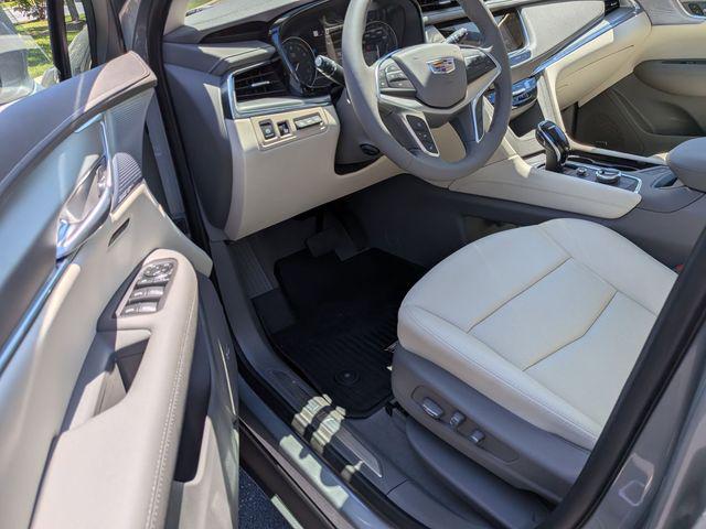 2026 Cadillac XT5 Premium Luxury FWD