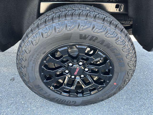2026 GMC Canyon Elevation, 4WD