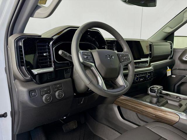 2026 Chevrolet Silverado 1500 4WD Crew Cab Short Bed RST