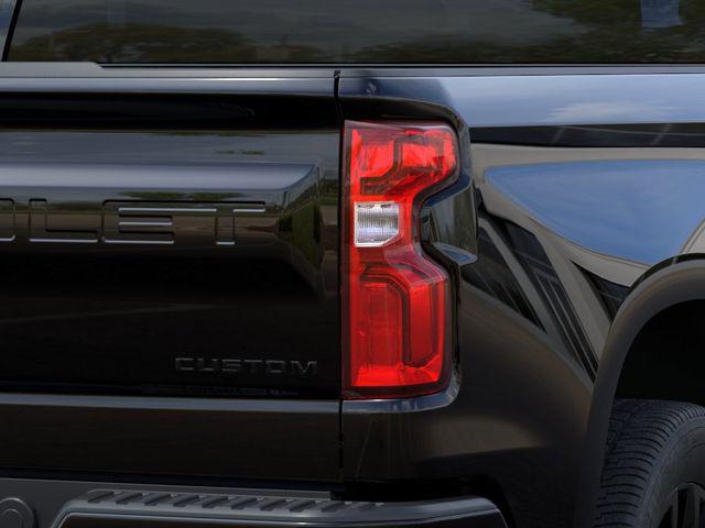 2026 Chevrolet Silverado 1500 2WD Crew Cab Short Bed Custom