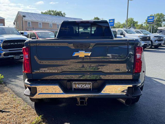 2026 Chevrolet Silverado 3500HD Crew Cab, Long Bed, LT Dual Rear Wheel, RWD