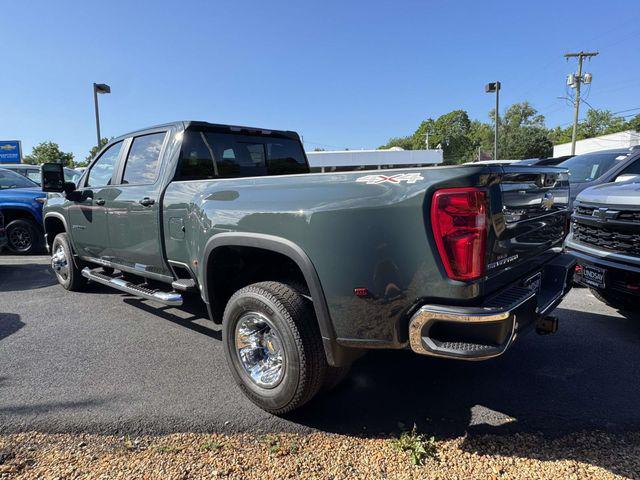 2026 Chevrolet Silverado 3500HD Crew Cab, Long Bed, LT Dual Rear Wheel, RWD