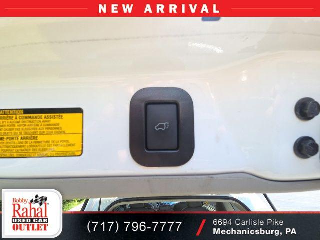 2014 Toyota Sienna XLE V6 8 Passenger