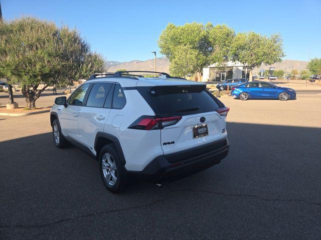 2020 Toyota RAV4 Hybrid XLE