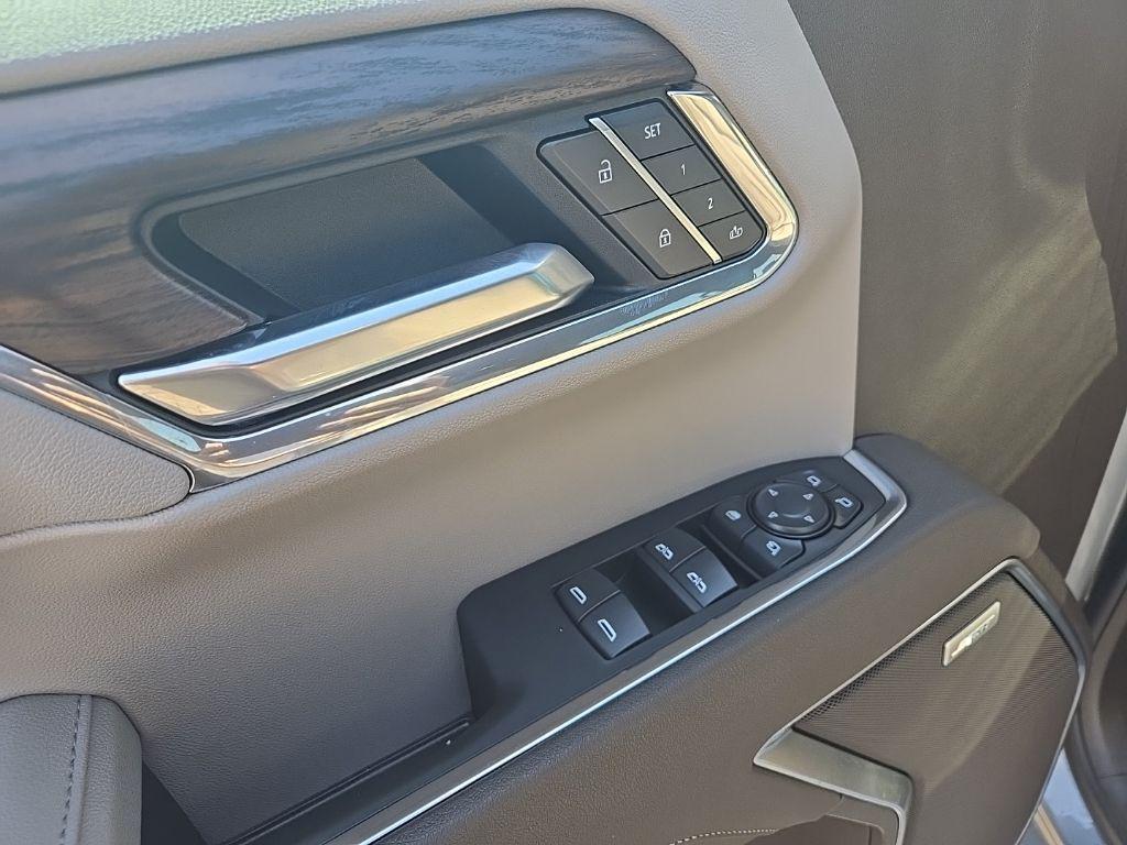 2026 GMC Sierra 1500 SLT - Photo 12
