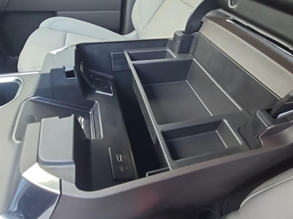 2026 GMC Sierra 1500 SLT - Photo 24