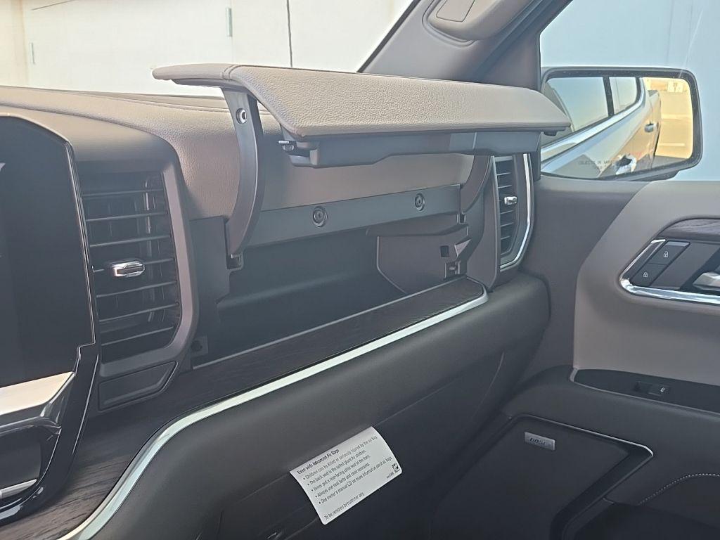 2026 GMC Sierra 1500 SLT - Photo 25