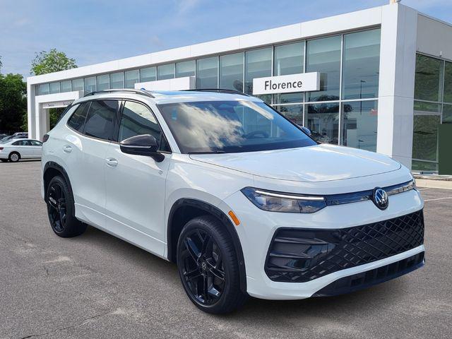 2026 Volkswagen Tiguan SE R-Line Black for sale in Florence, SC