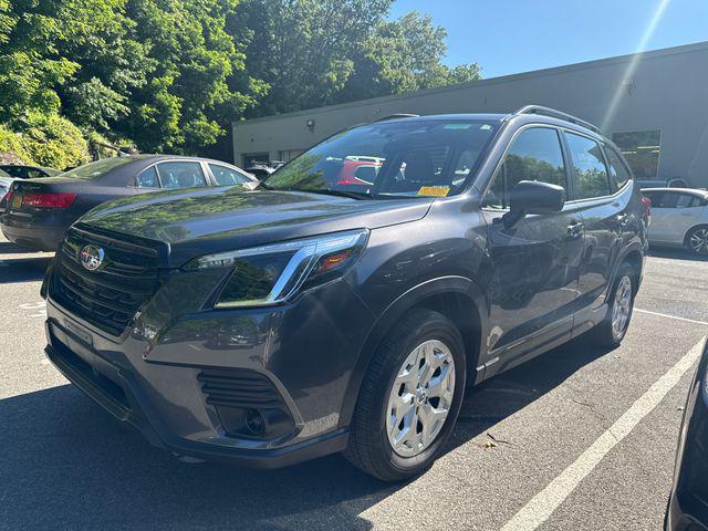 2023 Subaru Forester Base