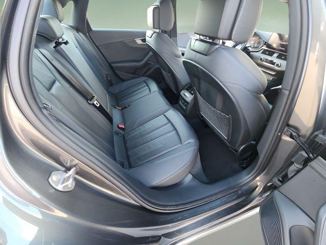 2024 Audi A4 Premium Plus 45 TFSI S line quattro S tronic