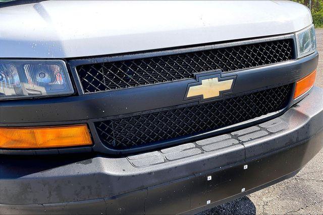 2023 Chevrolet Express Cargo Van RWD 2500 Extended Wheelbase WT