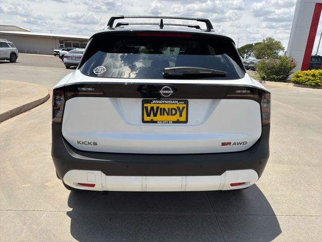 2026 Nissan Kicks SR