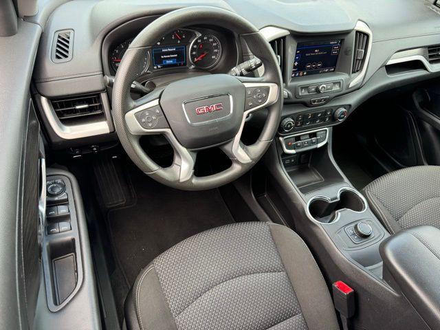 2024 GMC Terrain FWD SLE