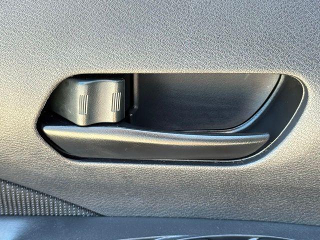 2023 Nissan Kicks S Xtronic CVT