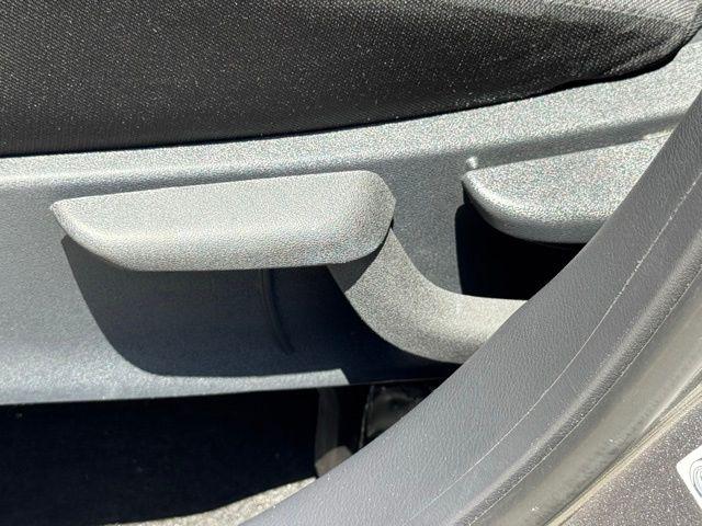 2023 Nissan Kicks S Xtronic CVT