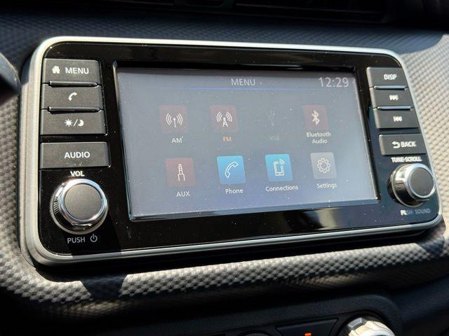 2023 Nissan Kicks S Xtronic CVT