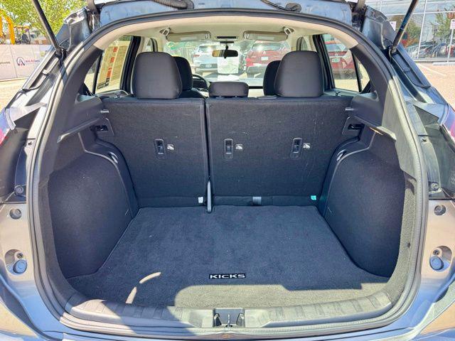 2023 Nissan Kicks S Xtronic CVT