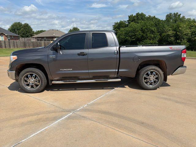 2015 Toyota Tundra SR5 5.7L V8