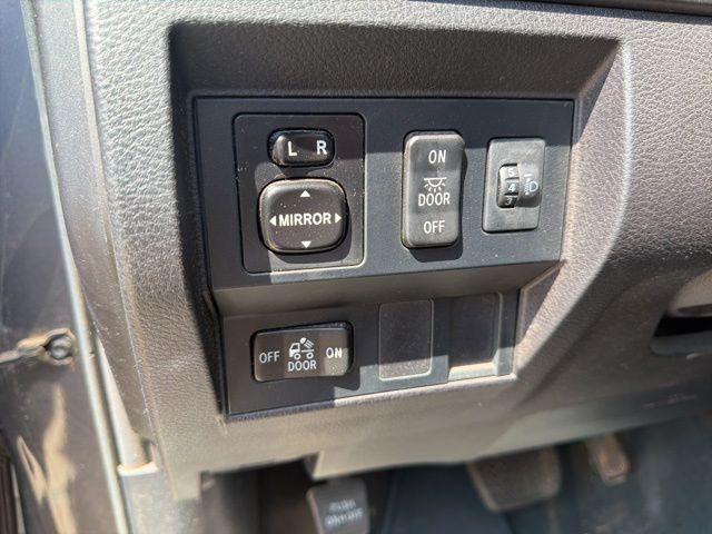2015 Toyota Tundra SR5 5.7L V8