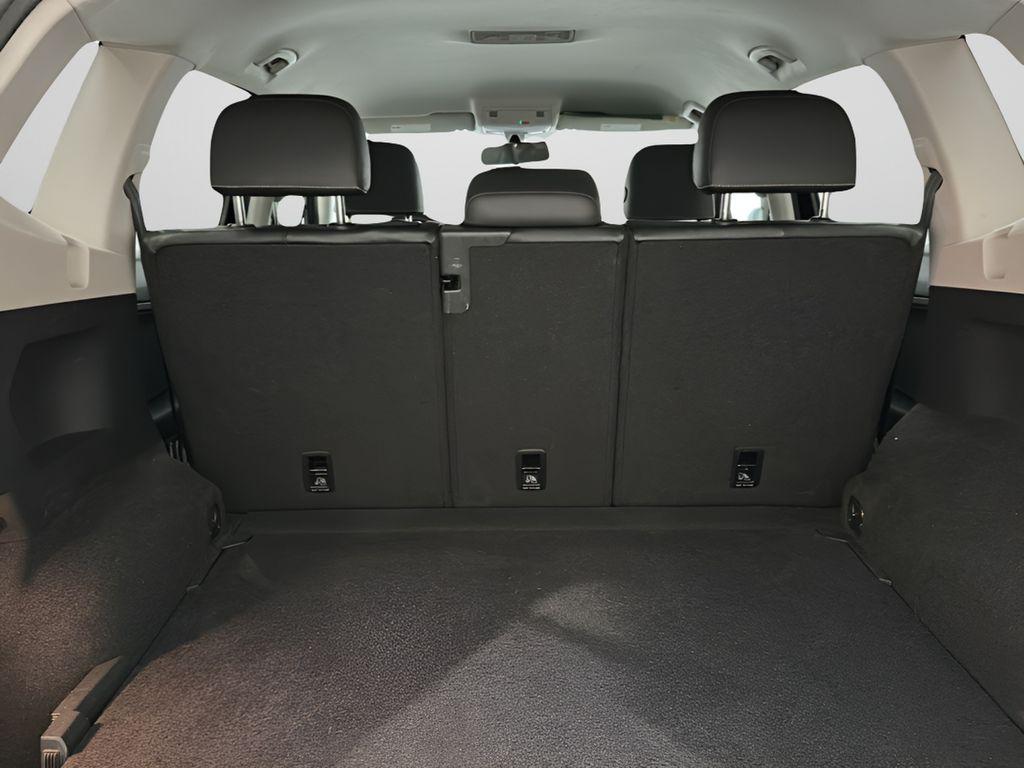 2021 Volkswagen Tiguan SE - Photo 18