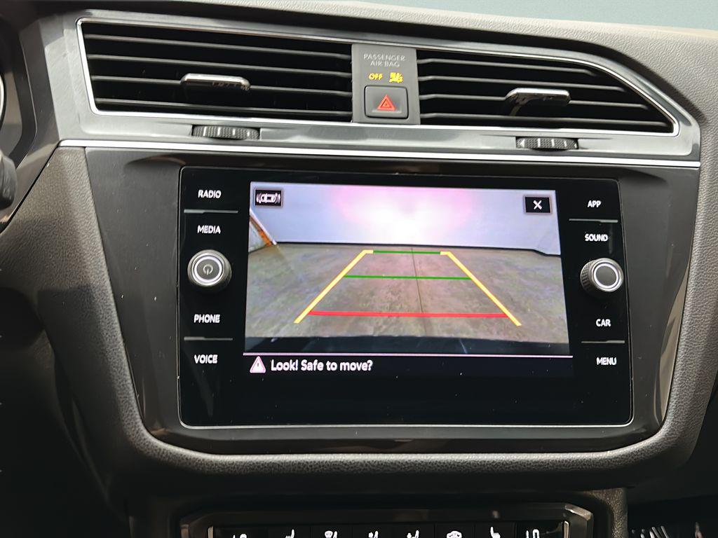 2021 Volkswagen Tiguan SE - Photo 25
