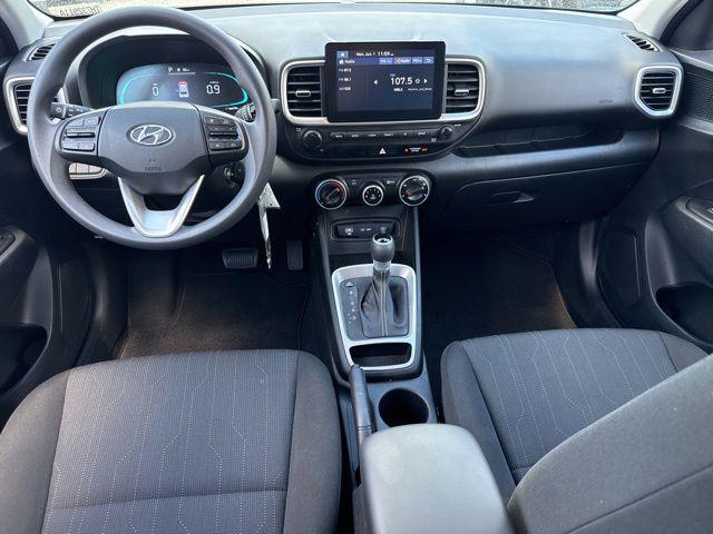 2024 Hyundai Venue SE
