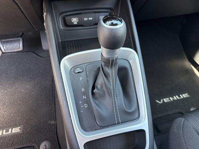 2024 Hyundai Venue SE