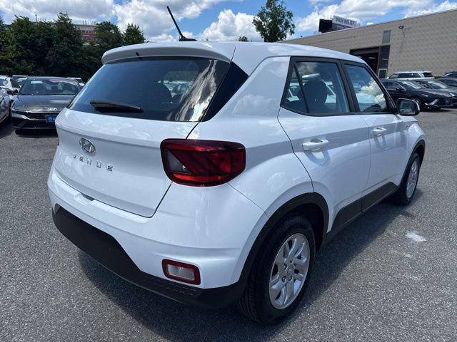 2024 Hyundai Venue SE